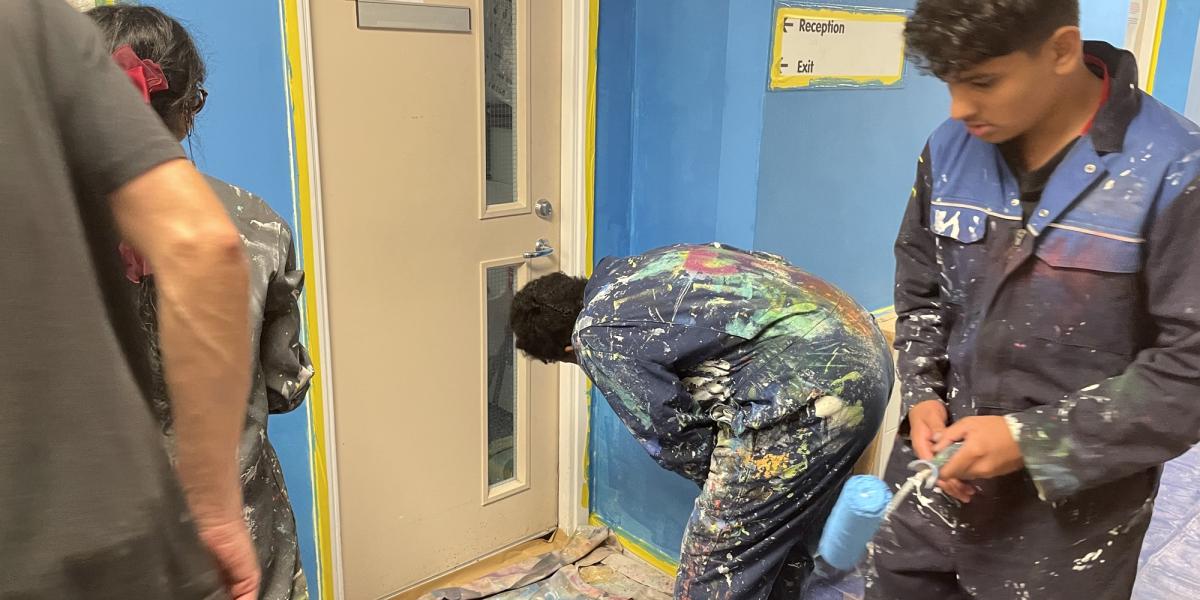 Ash Tree Clinic Mural Team Getting Involved