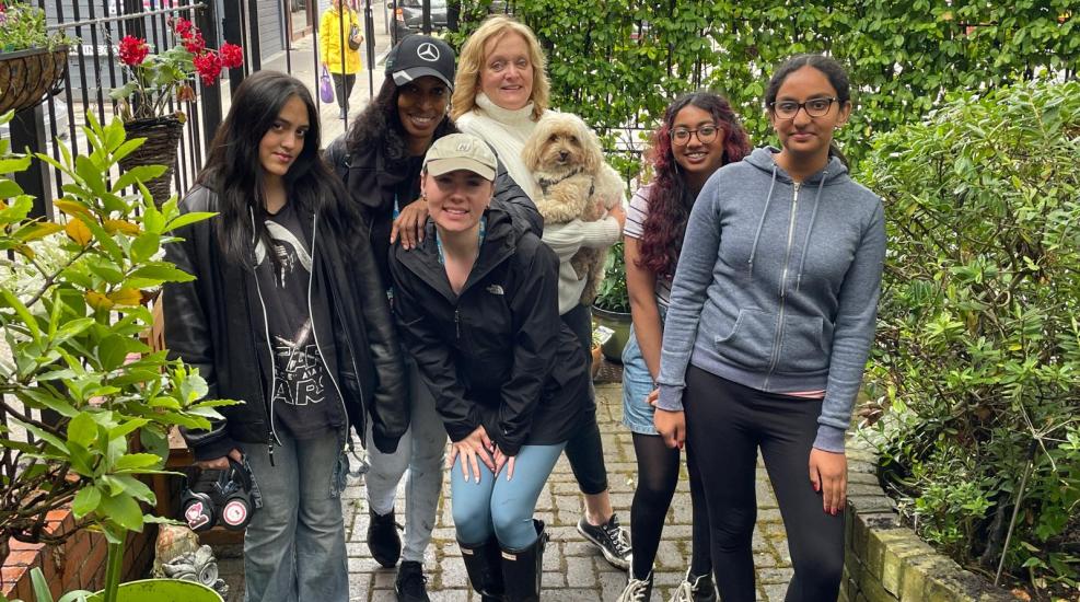 Harrow Camhs Team In Garden